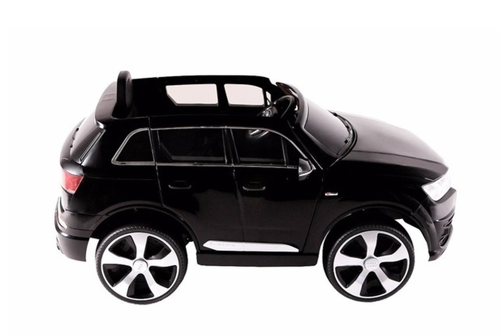 Carrinho elétrico de controle remoto Audi Q7 (Foto: divulgação) — Foto: Auto Esporte
