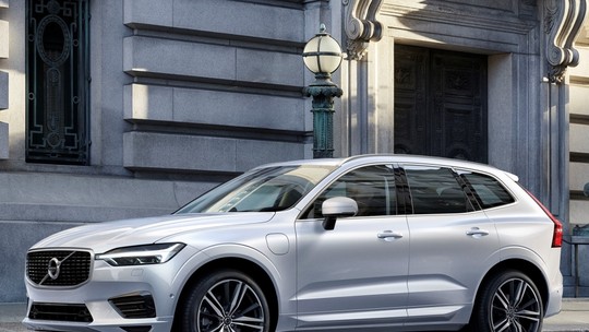 Volvo XC60 híbrido chega por R$ 299.950 em pré-venda