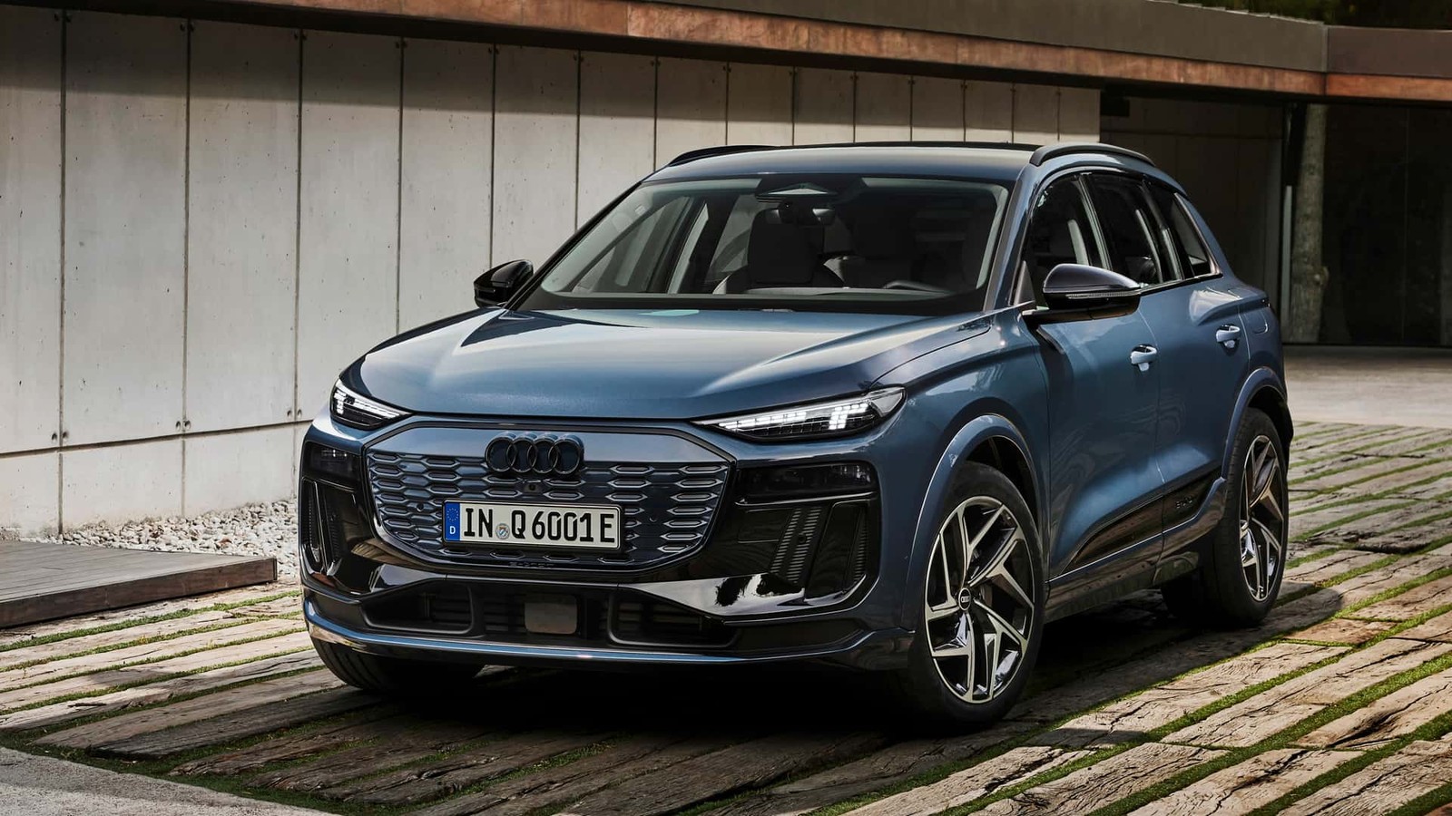 Audi Q6 e-tron chega ao Brasil até outubro com 620 km de autonomia