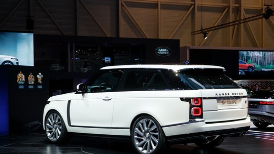 Land Rover transforma 'SUV gigante' em cupê