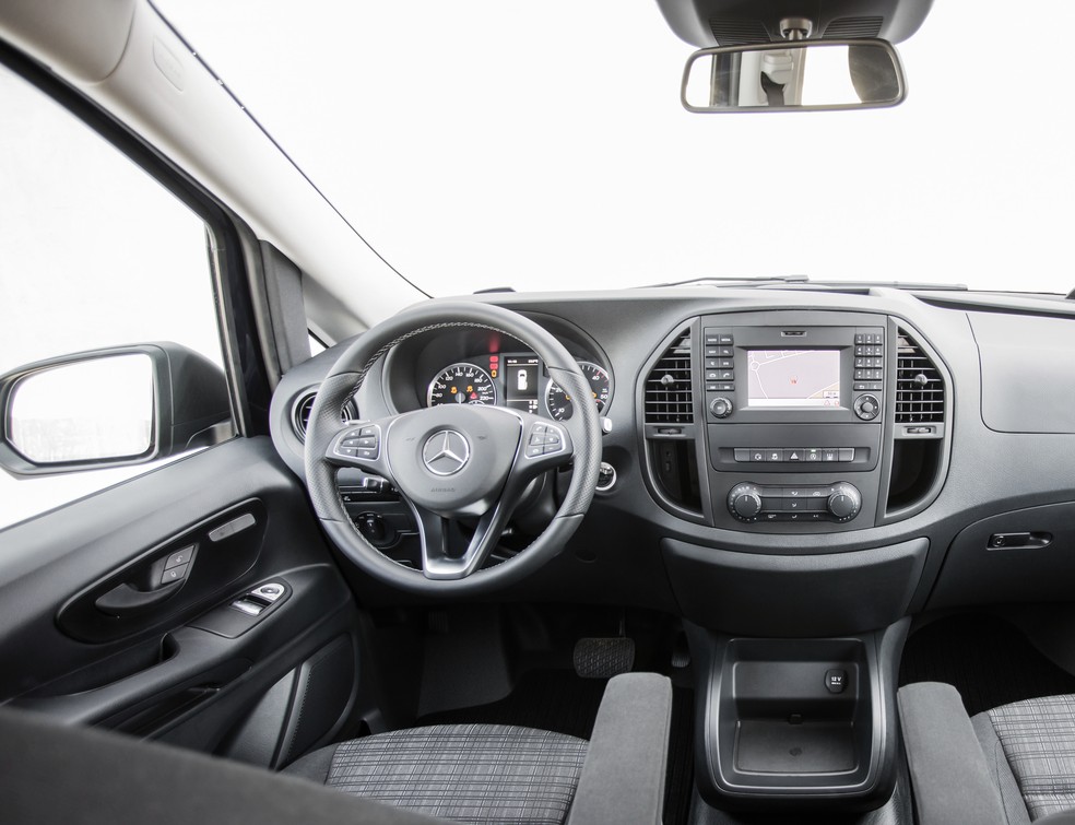 Mercedes-Benz Vito vai ganhar câmbio automático — Foto: Divulgação