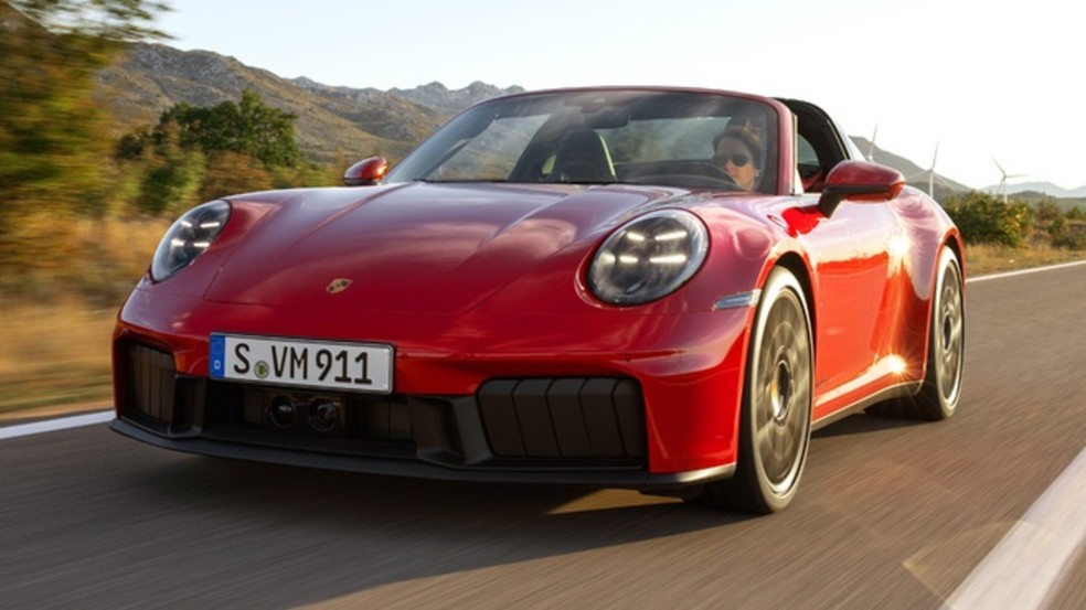 Porsche 911 Carrera GTS recebeu melhorias na aerodinâmica  — Foto: Divulgação