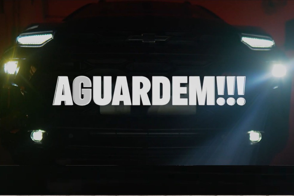 Teaser do novo SUV revela disposição frontal da iluminação de LED — Foto: Reprodução/Chevrolet