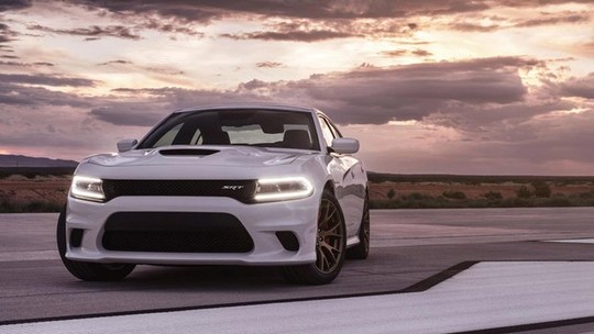 Dodge Charger SRT Hellcat custará o equivalente a R$ 157 mil 
