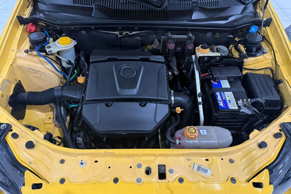 Motor 1.8 faz 32 cv de potência e tem 18,9 kgfm de torque — Foto: Rats Multimarcas/Auto News Brasil