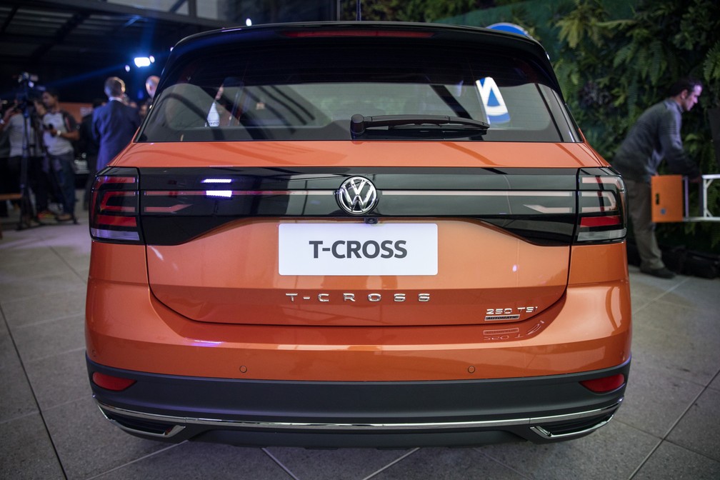 Traseira do Volkswagen T-Cross — Foto: Fábio Tito/G1