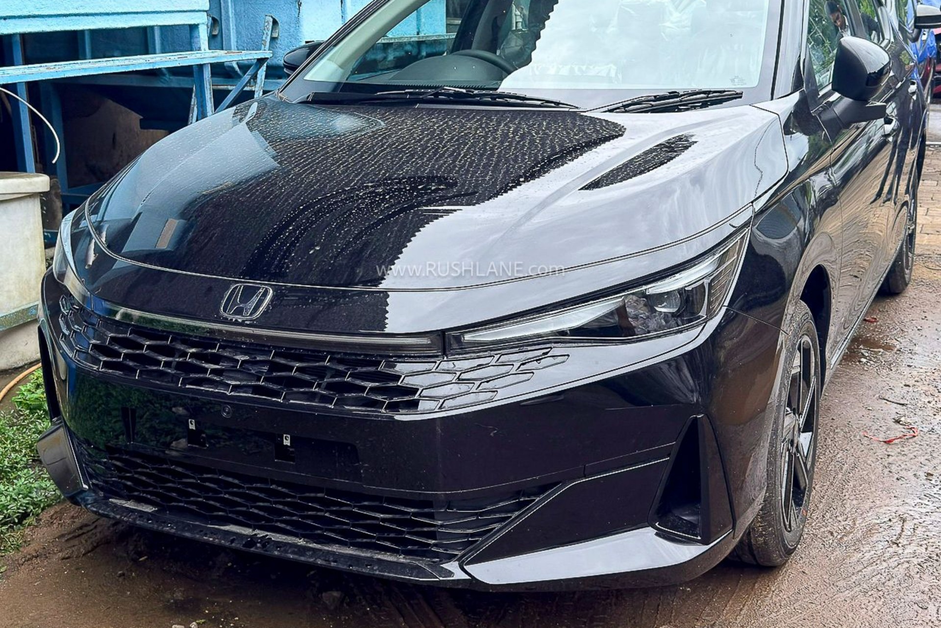 Flagra: novo Honda City aparece com grade luminosa e equipamentos inéditos