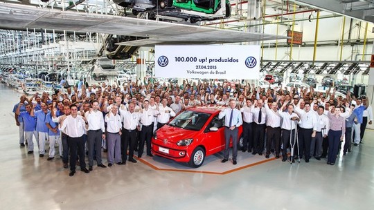 Volkswagen up! chega a 100 mil unidades produzidas