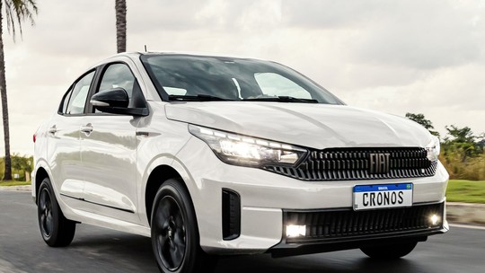 Fiat Cronos 1.3 com câmbio manual volta a ser vendido por R$ 112.490