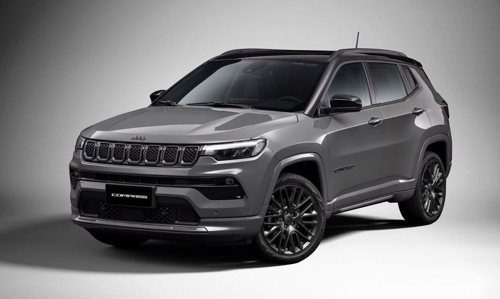 Por R$ 120 mil, Jeep Compass oferta uma lista razoável de equipamentos  — Foto: Divulgação