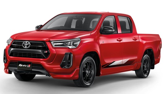 Toyota Hilux GR Sport rebaixada de fábrica é lançada na Tailândia