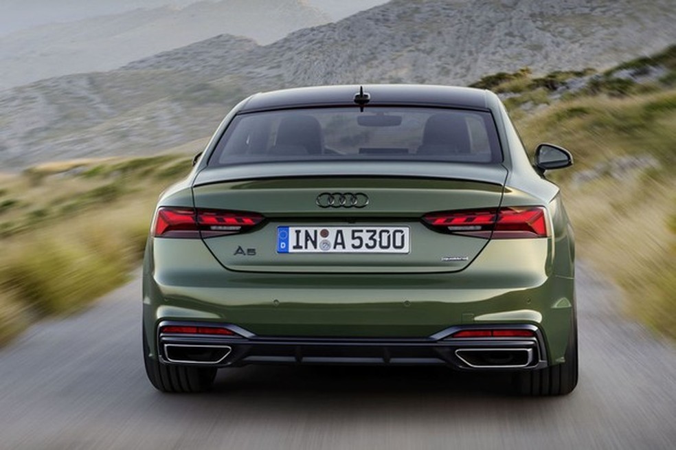 As mudanças do exterior do novo A5 são discretas (Foto: Divulgação) — Foto: Auto Esporte