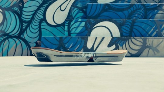 Vídeo: Lexus revela detalhes do skate voador