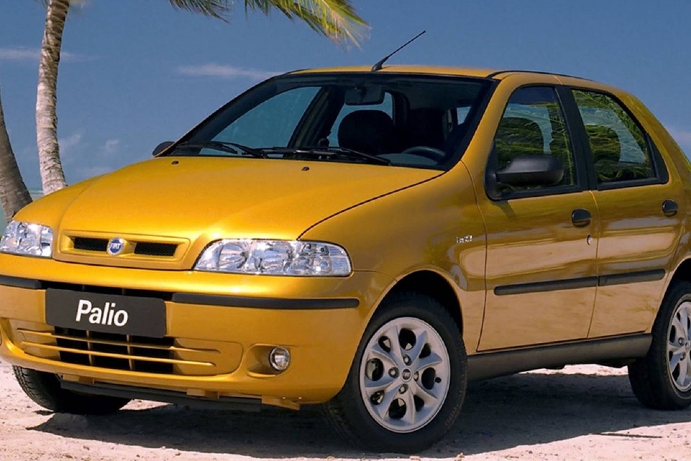 O Fiat Palio desta lista é equipado com o motor 1.0 Fire — Foto: Divulgação/Fiat