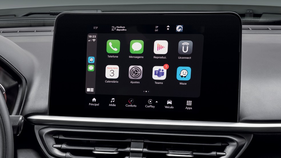  Central multimídia tem tela de 8,4 polegadas e conexão com Apple CarPlay e Android Auto sem fio — Foto: Renato Durães