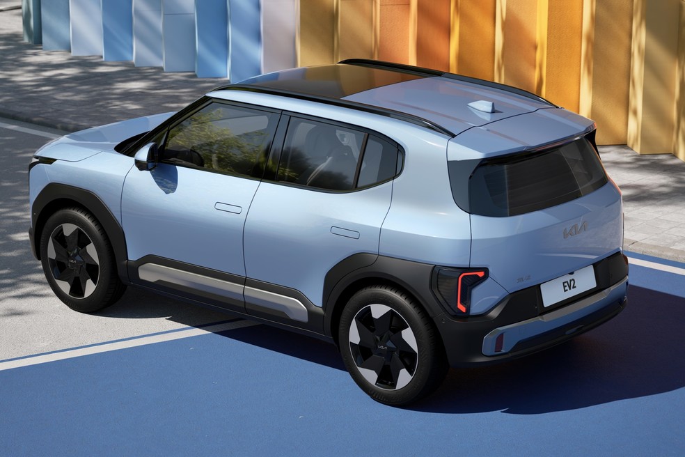 Novo hatch elétrico da Kia deve seguir a mesma proposta visual do EV2  — Foto: Divulgação/Kia