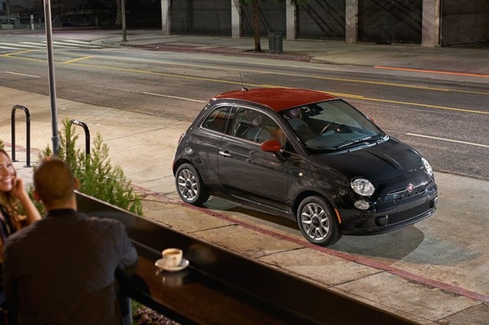Esquecido no Brasil, Fiat 500 ganha novos pacotes de visual nos EUA (Foto: Divulgação) — Foto: Auto Esporte