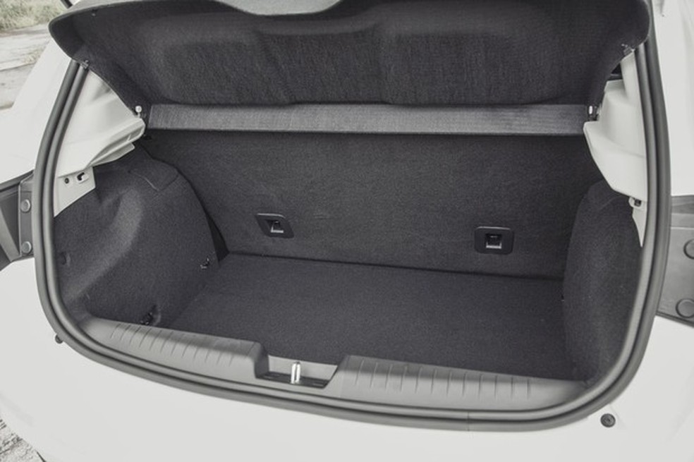 Fiat Argo 1.3 Drive manual (Foto: Divulgação) — Foto: Auto Esporte