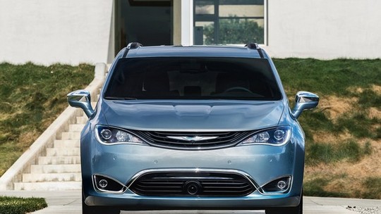 FCA e Google fecham parceria para testar Chrysler Pacifica autônoma