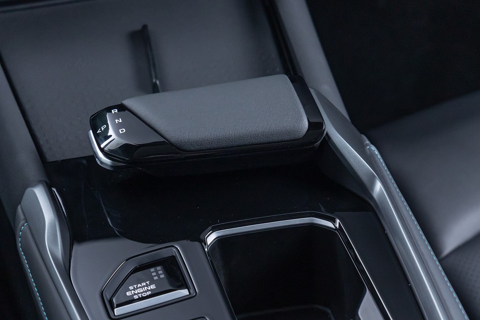 Caoa Changan Uni-T 2027: manopla de câmbio — Foto: Renato Durães/Auto News Brasil