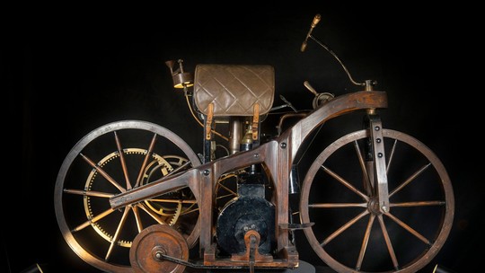 Quem inventou a motocicleta? Veja fatos curiosos sobre a origem do veículo