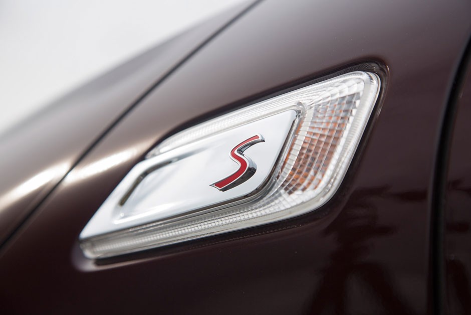 Emblema da versão S no MIni Clubman