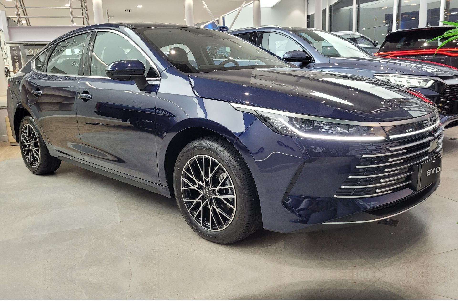 BYD King GS 2026 está R$ 15 mil mais barato e com novos equipamentos