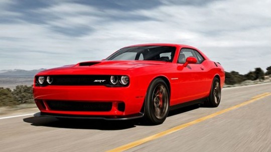 Endiabrado Dodge Challenger SRT Hellcat estará no Salão do Automóvel