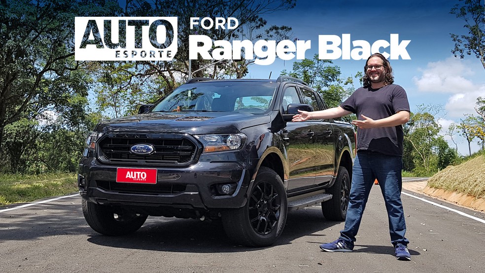 Ford Ranger Black tem estilo escurecido e pacote de itens da XLS — Foto: Ali Produções