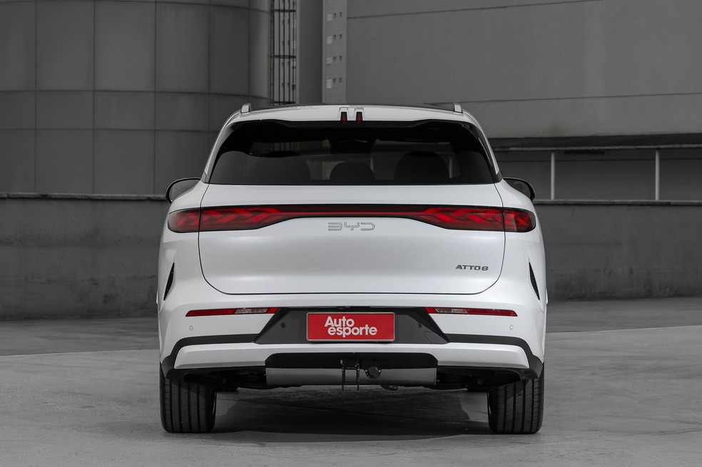 BYD Atto 8 2027 entrega uma experiência próxima de um carro de luxo?  — Foto: Renato Durães/Auto News Brasil