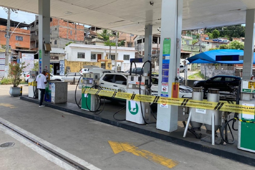 Posto que vendia combustível adulterado no Rio de Janeiro foi interditado pela ANP — Foto: Reprodução/ANP