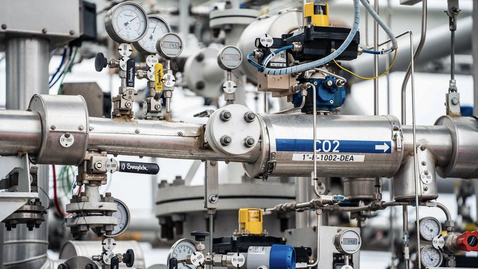 Porsche eFuel é obtido por meio da quebra das moléculas da água e também do dióxido de carbono (CO2) — Foto: Divulgação