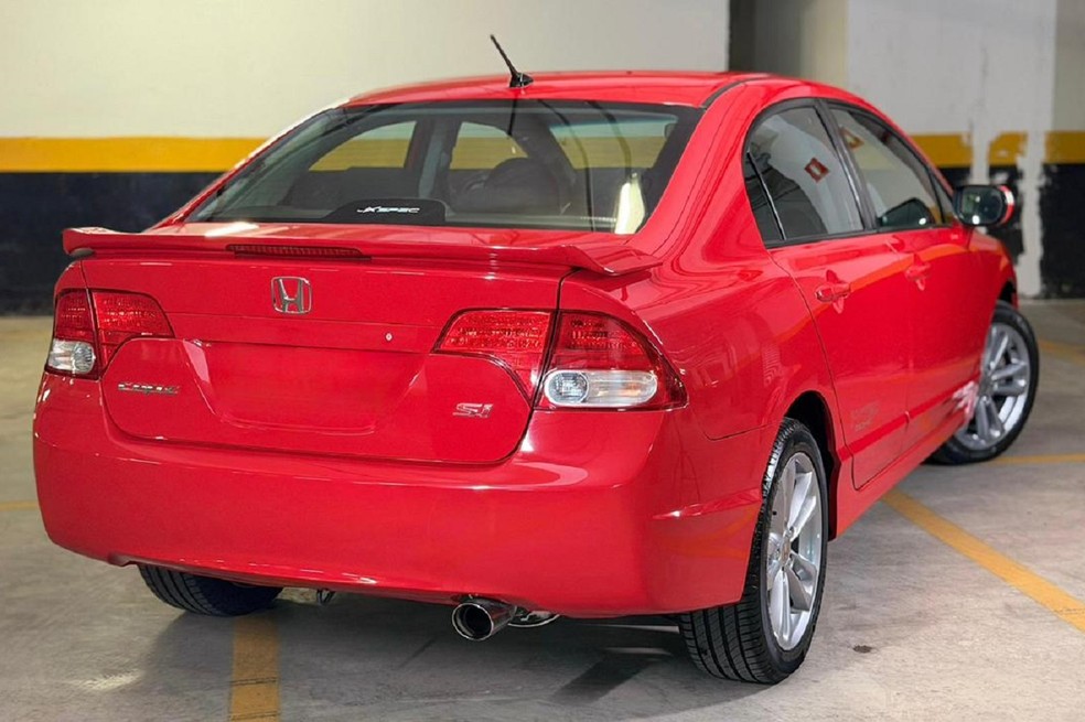 Honda Civic Si foi lançado em 2007 com motor 1.8 de 193 cv — Foto: Reprodução/Alpha Spec