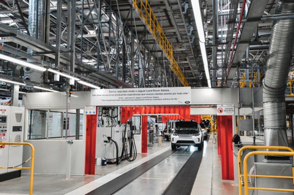 Segundo a fabricante, a planta já está preparada para trabalhar com o alto nível de requinte e acabamento do Evoque.  — Foto: Divulgação
