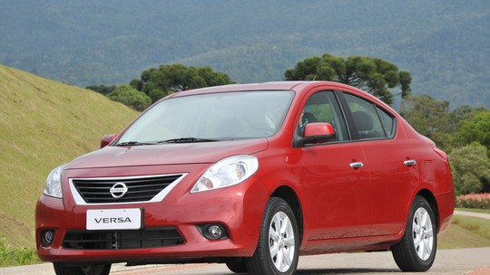 5 carros usados a partir de R$ 17 mil para economizar muito combustível