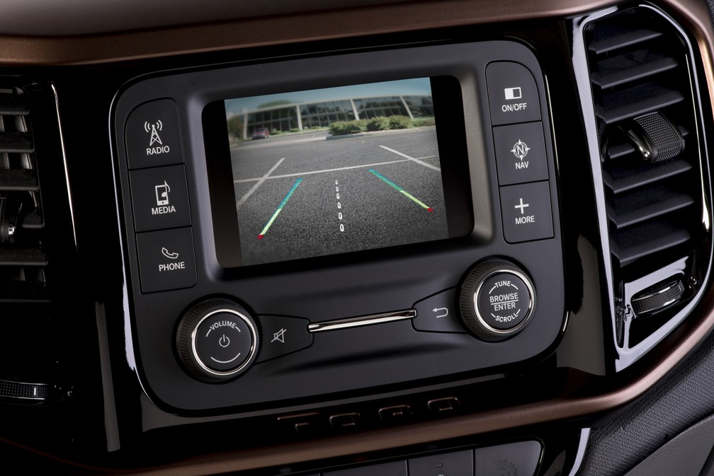 Central multimídia da Fiat Toro e do Jeep Renegade — Foto: Divulgação