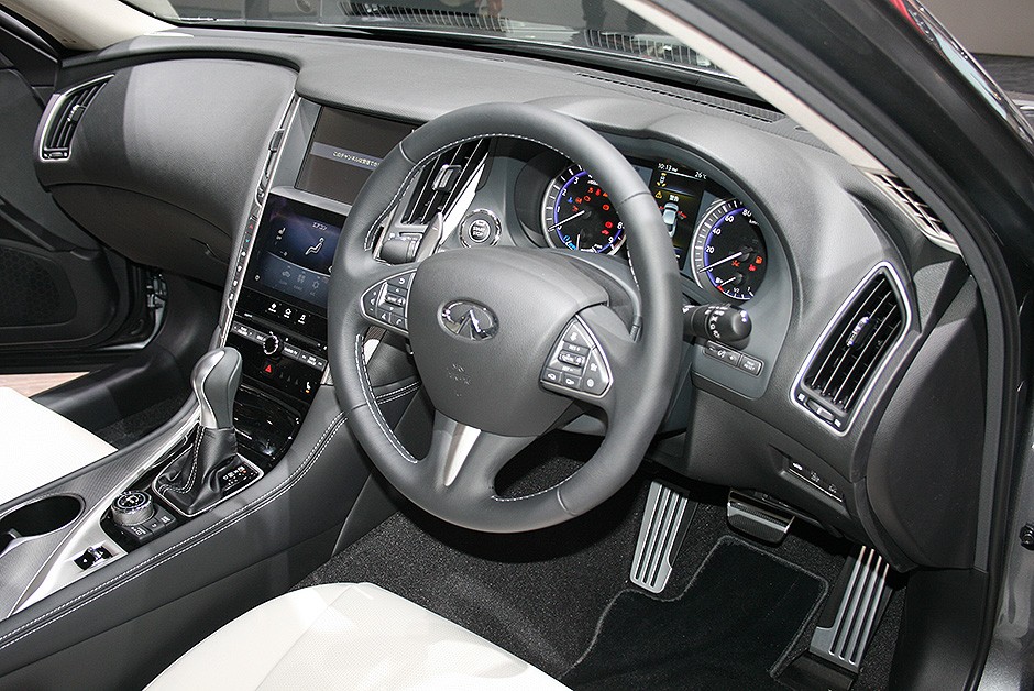 Nissan Skyline no Salão de Tóquio 2015