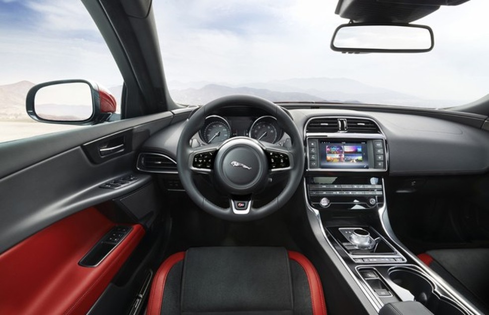 Jaguar XE S (Foto: Divulgação) — Foto: Auto Esporte