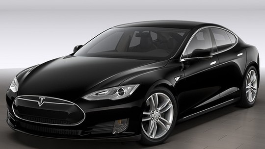 Tesla melhora aceleração do Model S e do Model X