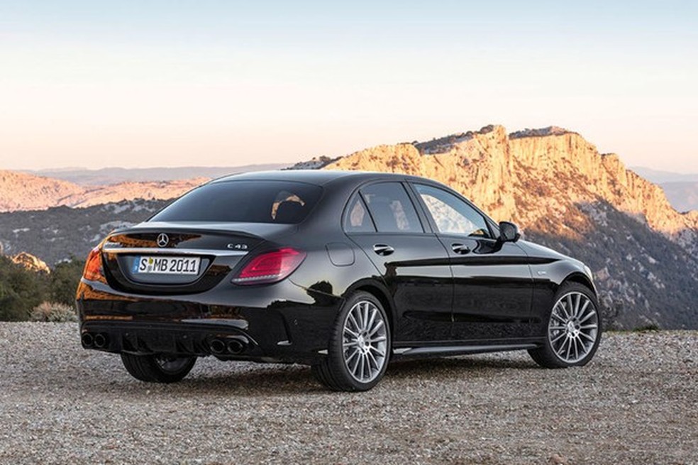 Mercedes-AMG C43 4MATIC 2018 (Foto: Divulgação) — Foto: Auto Esporte