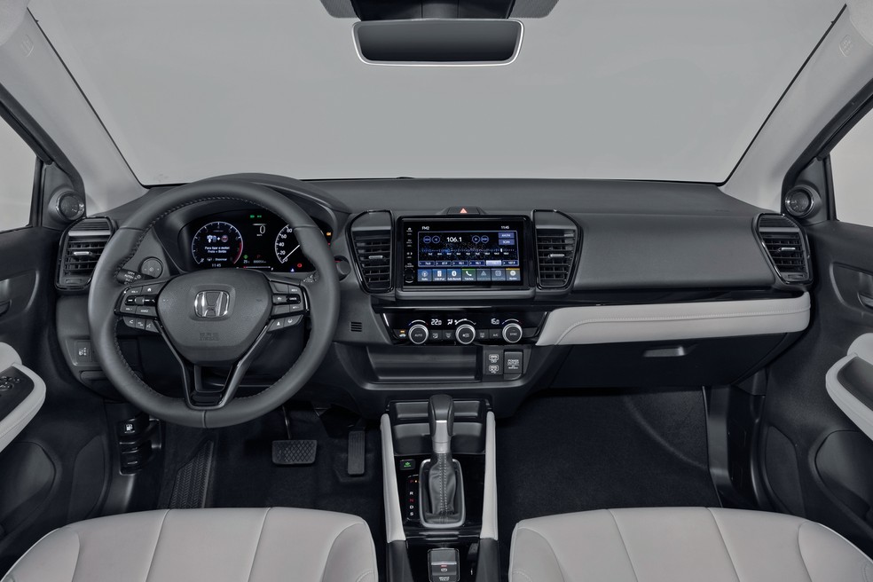 Honda City 2025 agora oferece freio de estacionamento eletrônico — Foto: Renato Durães/Auto News Brasil