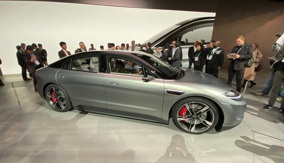 Carro elétrico da Sony mostrado na CES de 2020 — Foto: Thiago Lavado/G1