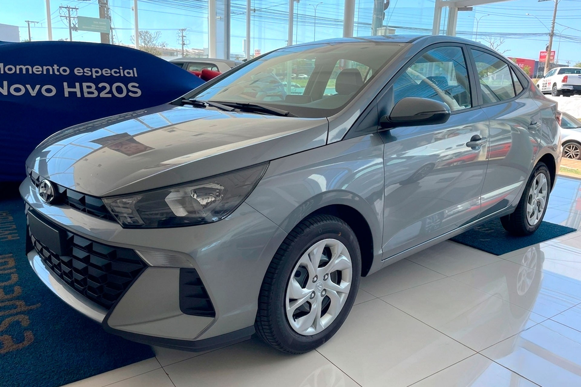 Ameaçado pelo i20, Hyundai HB20S Comfort 2027 tem descontos de R$ 12 mil