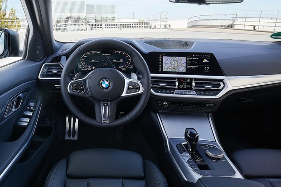 O interior tem painel de instrumentos digital e multimídia com inteligência artificial (Foto: Divulgação) — Foto: Auto Esporte
