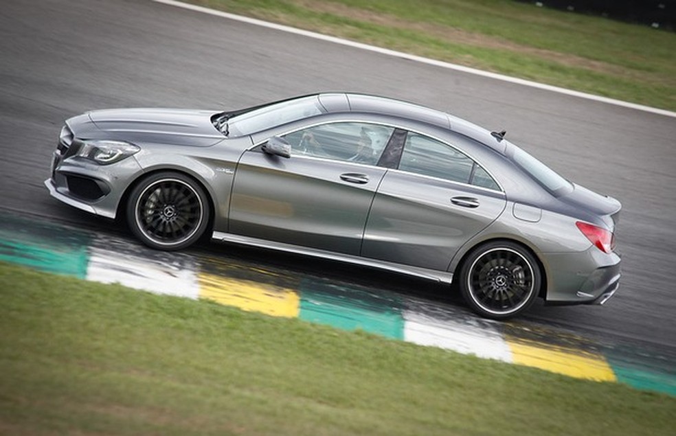 Mercedes CLA 45 AMG (Foto: Divulgação) — Foto: Auto Esporte