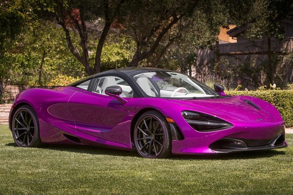 McLaren 720S fúcsia foi apresentado no Concurso de Elegância de Pebble Beach (Foto: Divulgação) — Foto: Auto Esporte