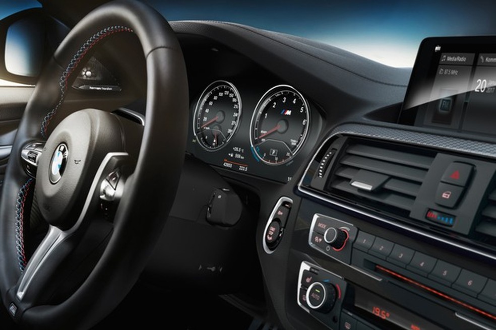 BMW M2 Coupé (Foto: Divulgação) — Foto: Auto Esporte