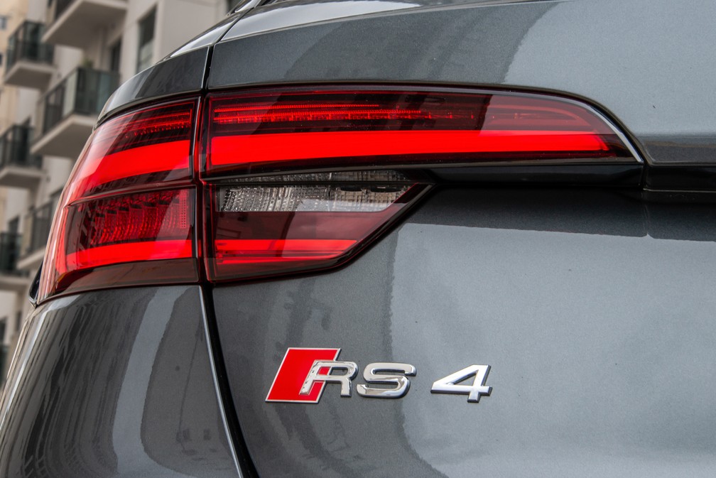 Audi RS 4 Avant — Foto: Divulgação