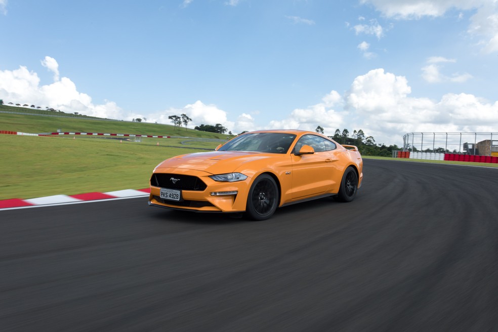 Ford Mustang 2018 — Foto: Marcelo Brandt/G1