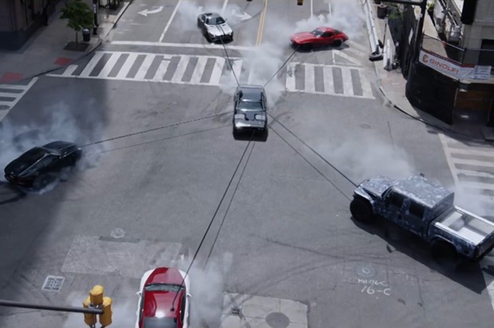 Velozes e Furiosos 8 tem primeiro trailer oficial divulgado (Foto: Reprodução) — Foto: Auto Esporte